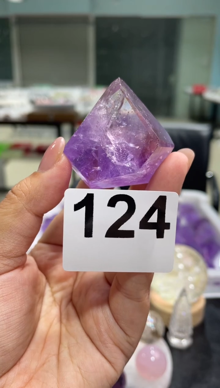 未镶嵌珠宝半成品水晶124