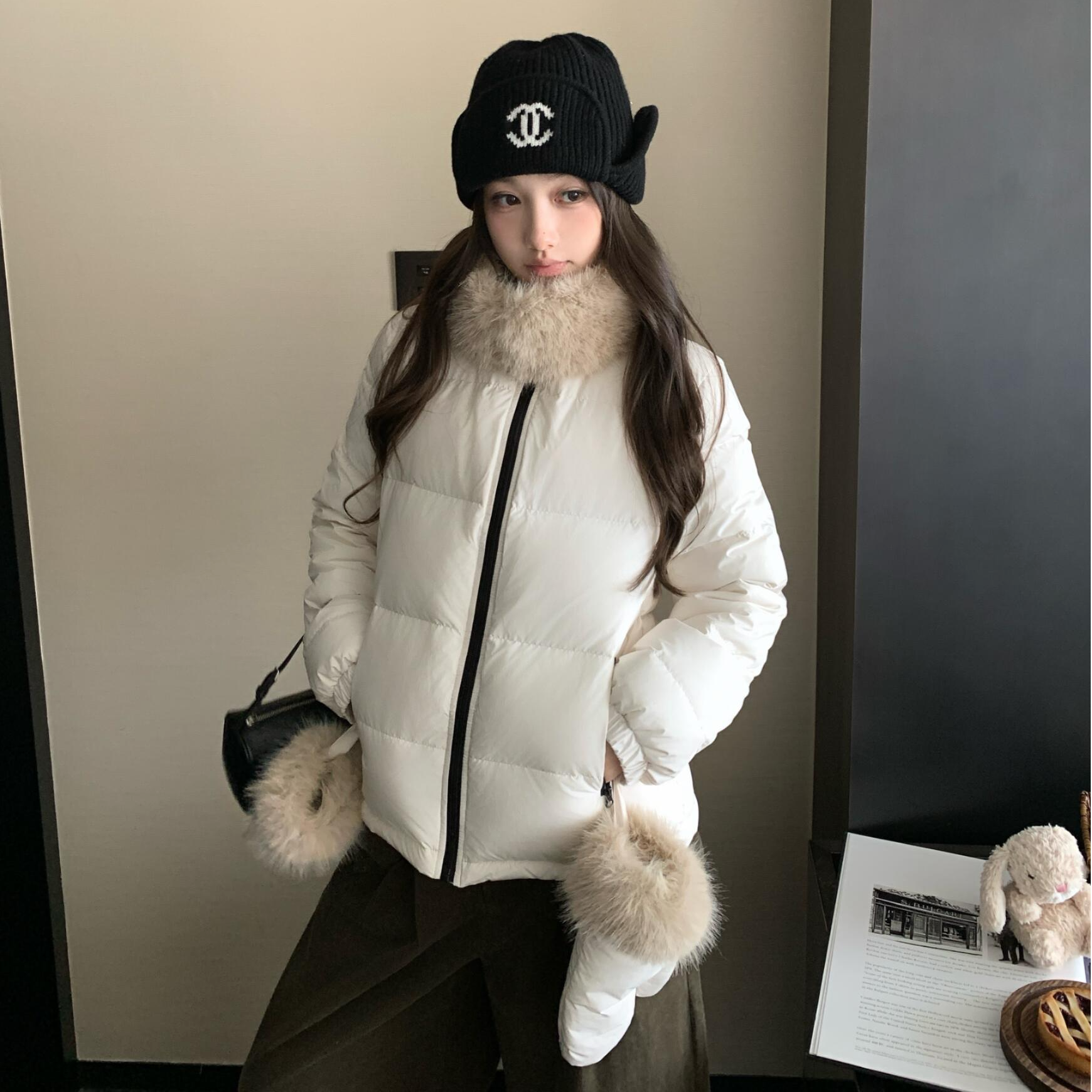 【洲洲专属】轻绒冬季新品保暖外套甜美自带手套鸭绒毛领显瘦羽绒服