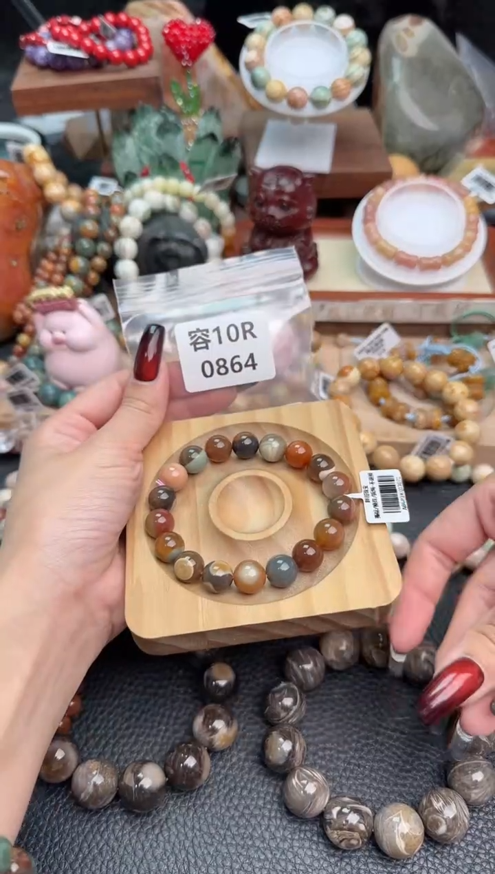 【闪购商品】石英质玉手链足铂镶嵌10R0864