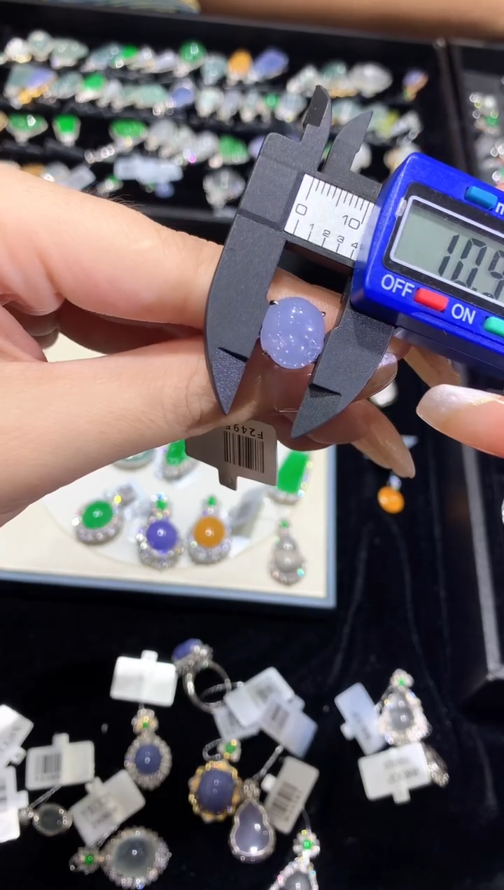 翡翠戒指18K金镶嵌YJG016