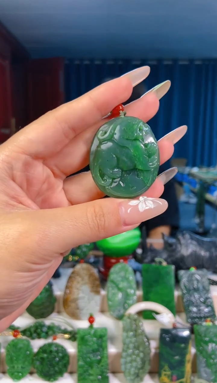 和田玉未镶嵌挂件1