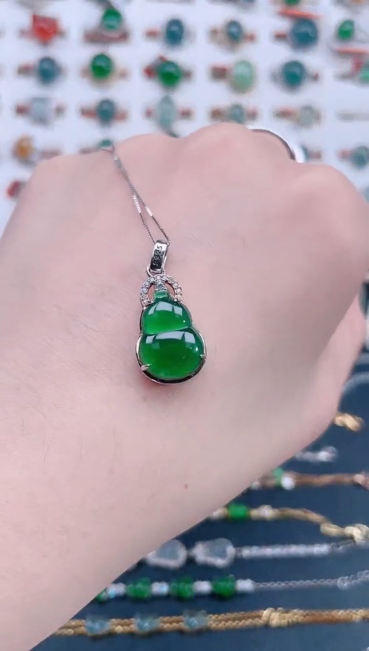 颈饰银S925镶嵌翡翠天然翡翠