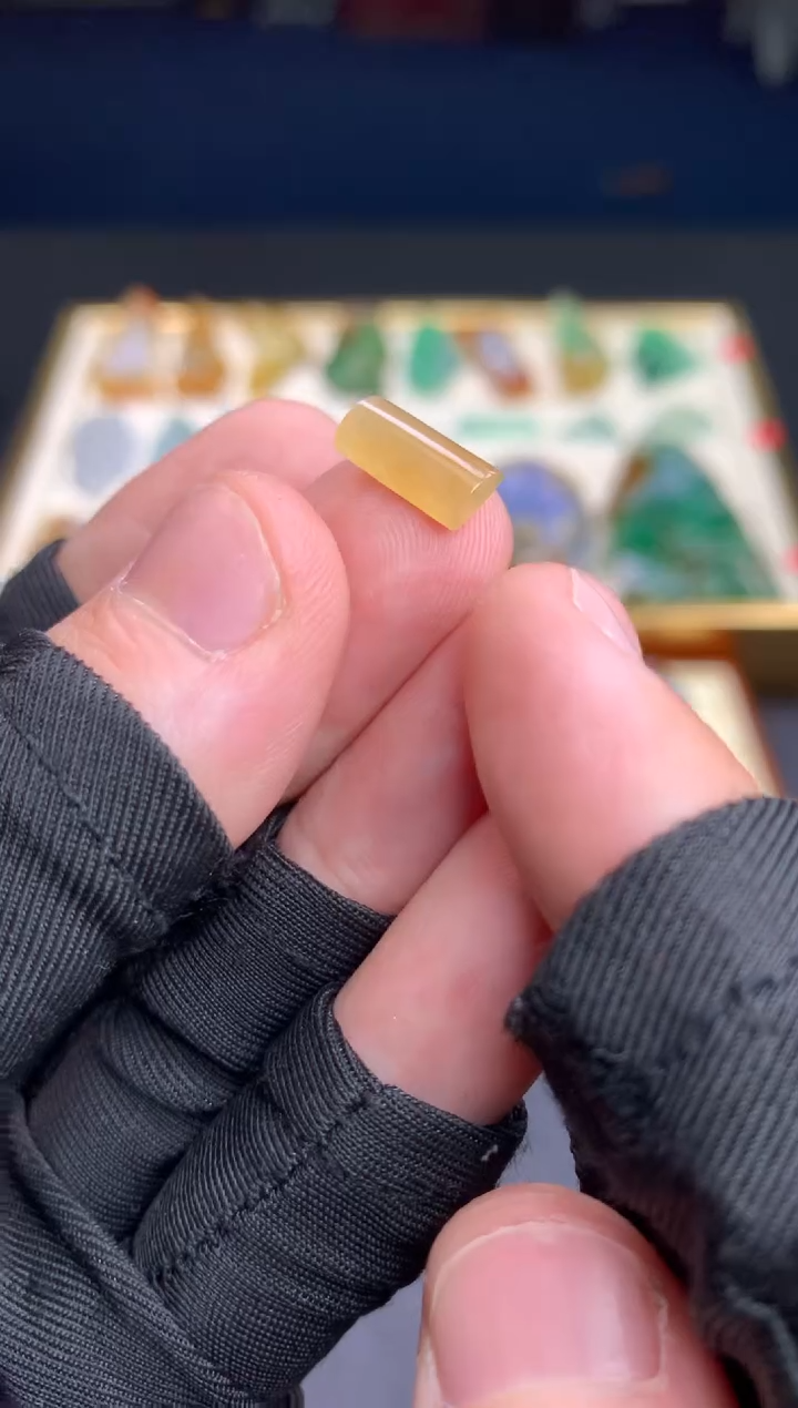 【闪购商品】定制翡翠未镶嵌             