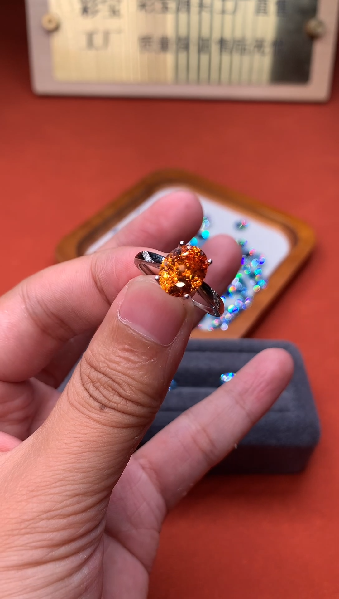 银S925镶嵌戒指石榴石2222