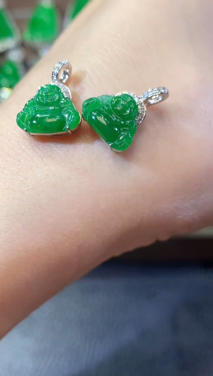 【闪购商品】翡翠吊坠(不含链)18K金镶嵌D1 多样性发货一件