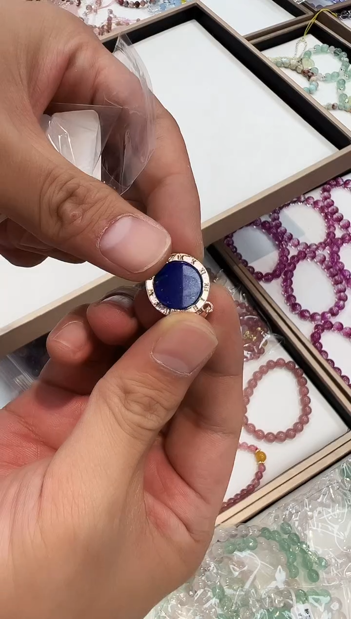 青金圆牌吊坠项链