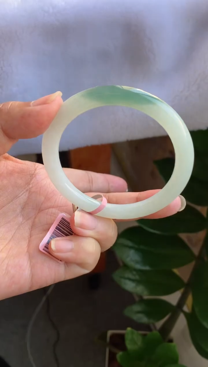 【闪购商品】翡翠手镯未镶嵌（半山水聚宝盆）圆条12号