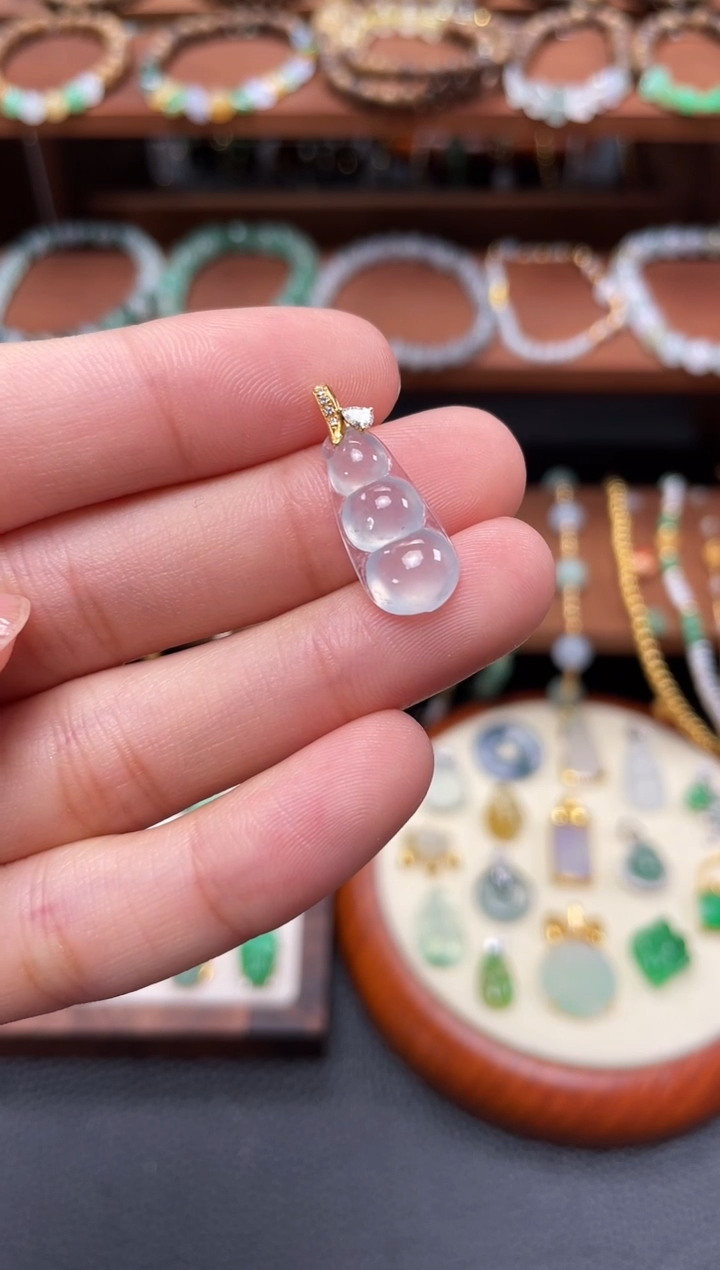 【闪购商品】翡翠吊坠(不含链)18K金镶嵌一个  JK502