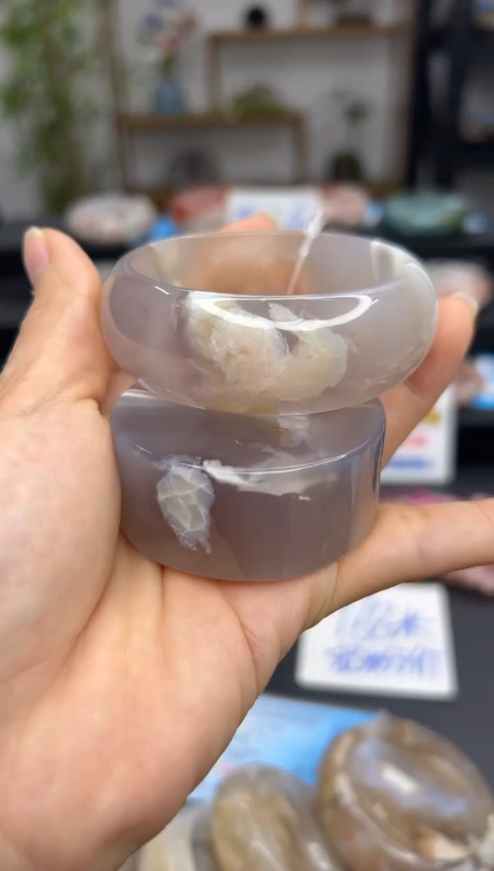 【闪购商品】石英质玉手镯未镶嵌A113(54圈赠送镯心)