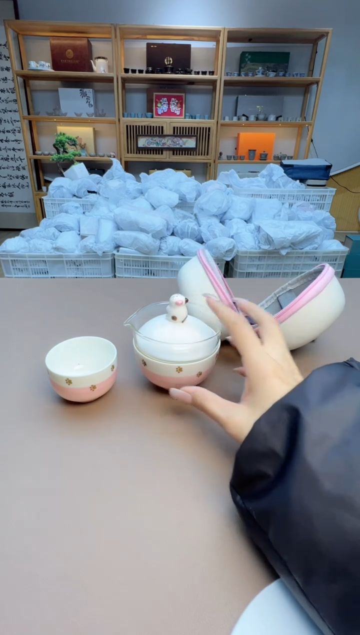 【闪购商品】摆件瓷制品S1111111111111