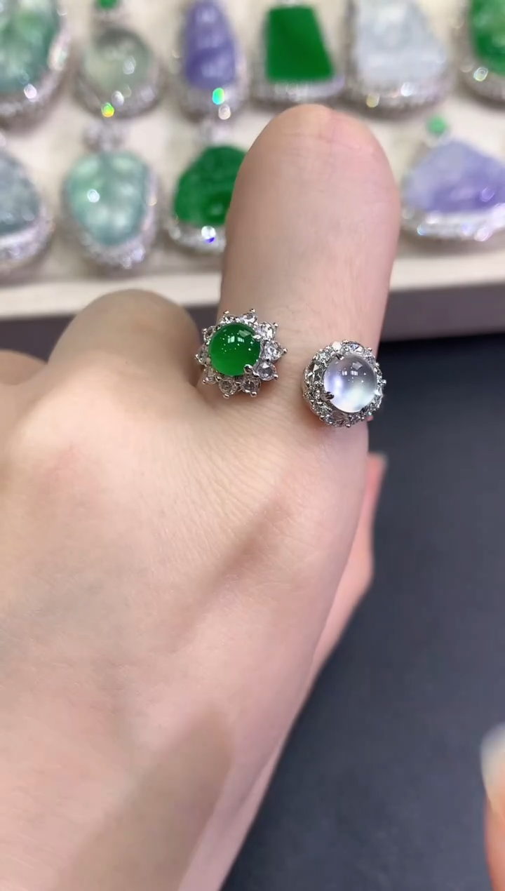 【闪购商品】翡翠戒指18K金镶嵌B148