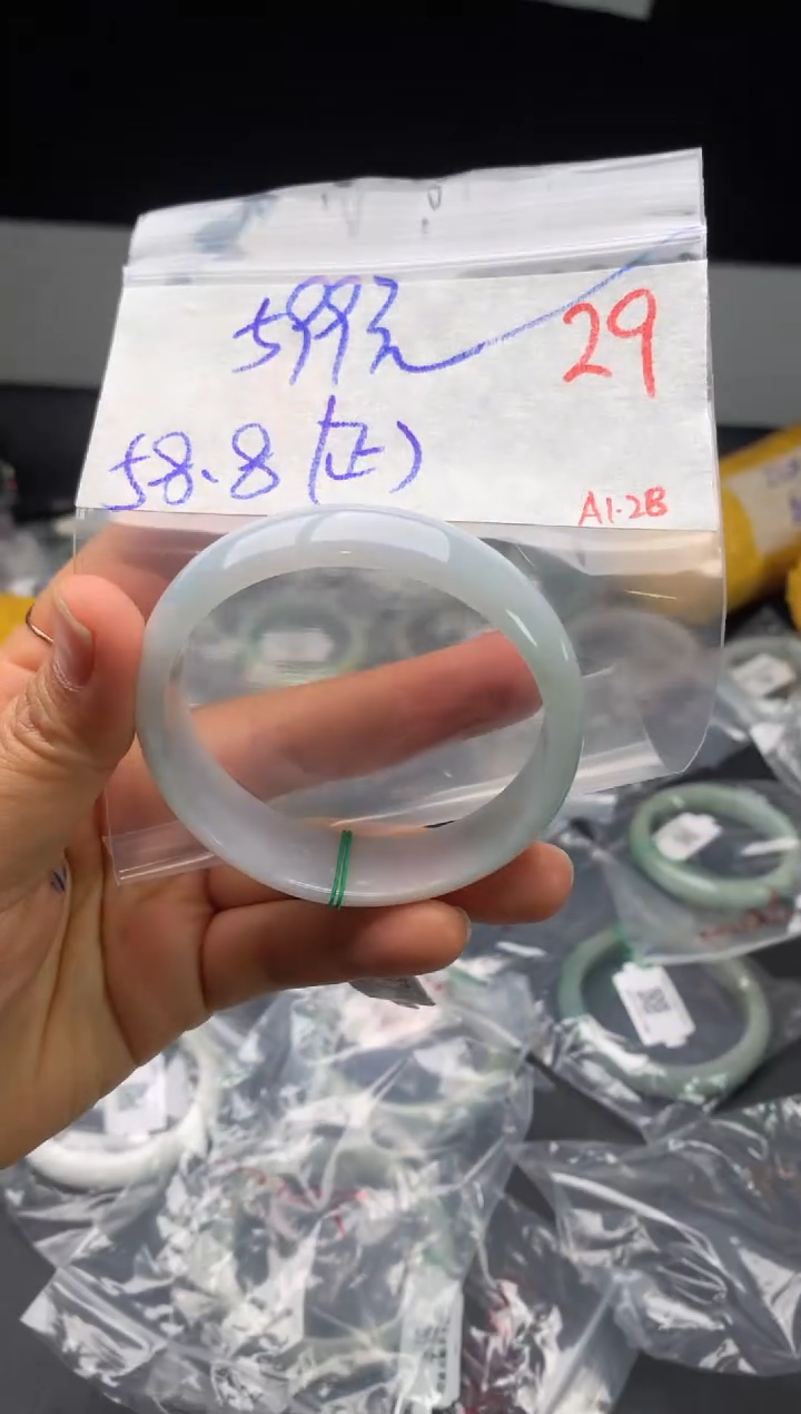 【闪购商品】定制翡翠未镶嵌毛货需精细抛光+多样性发货拍一发一