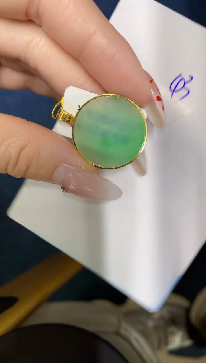 【闪购商品】翡翠颈饰18K金镶嵌000000000000