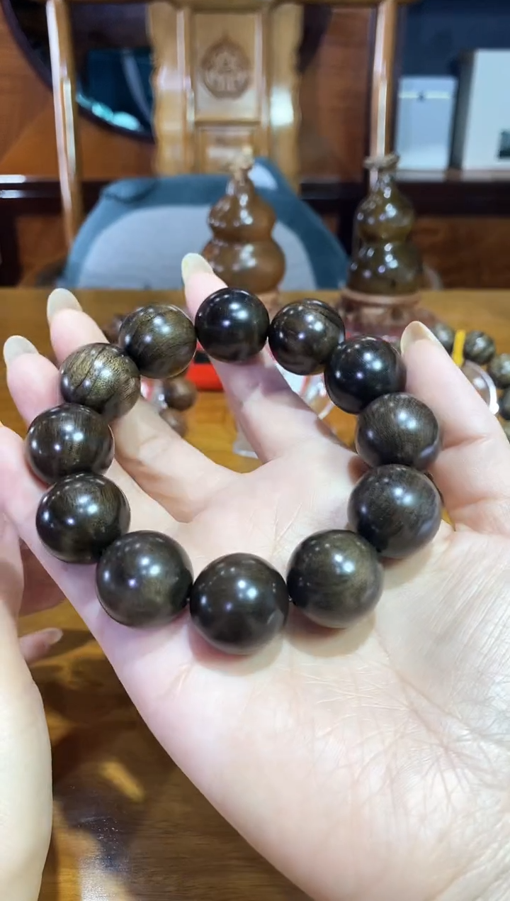 楠木（金丝楠）吊坠楠帝【金丝楠】2.0乌木