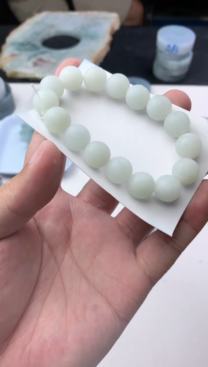 定制翡翠未镶嵌珠子12