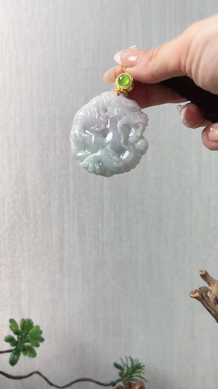 【闪购商品】翡翠颈饰未镶嵌龙牌