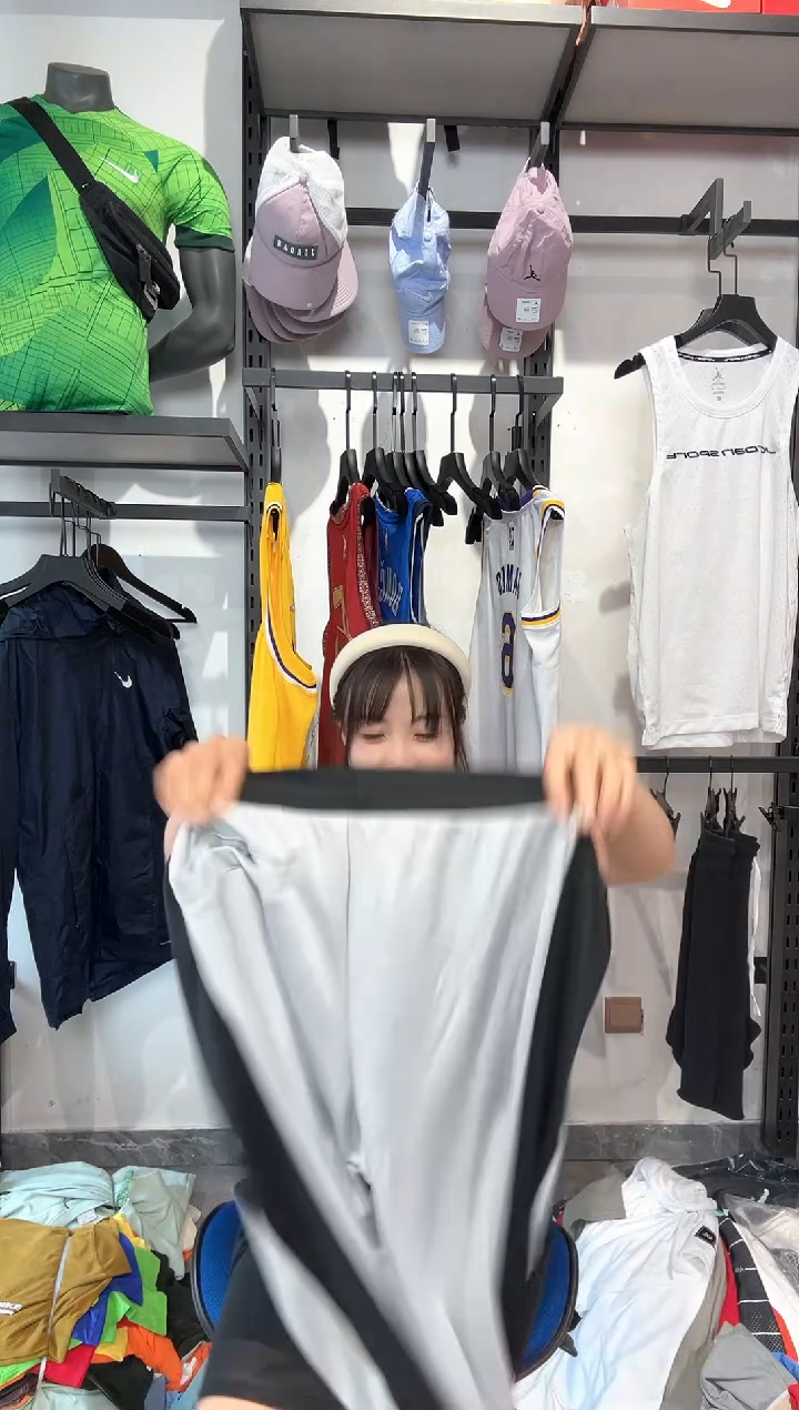 1211编码 瑕疵款以直播间过款为准 尺码