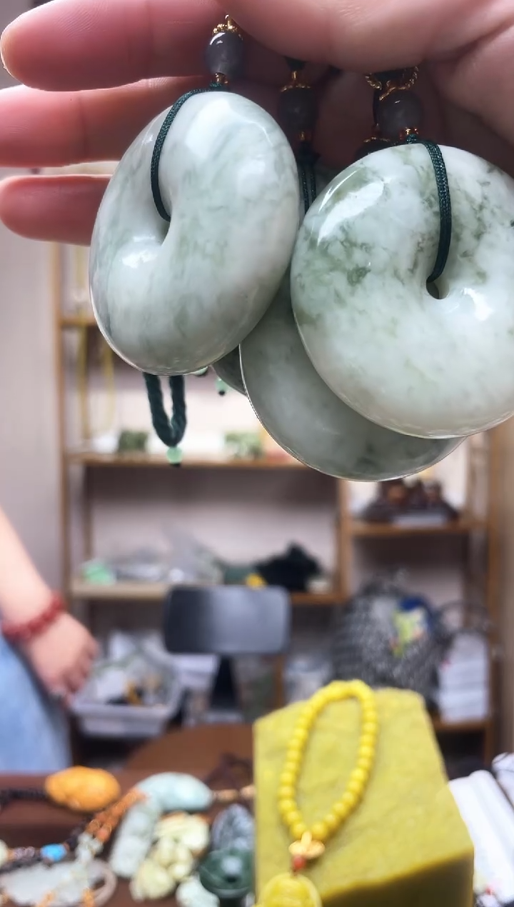 未镶嵌岫玉吊坠·多样性发货拍一发一