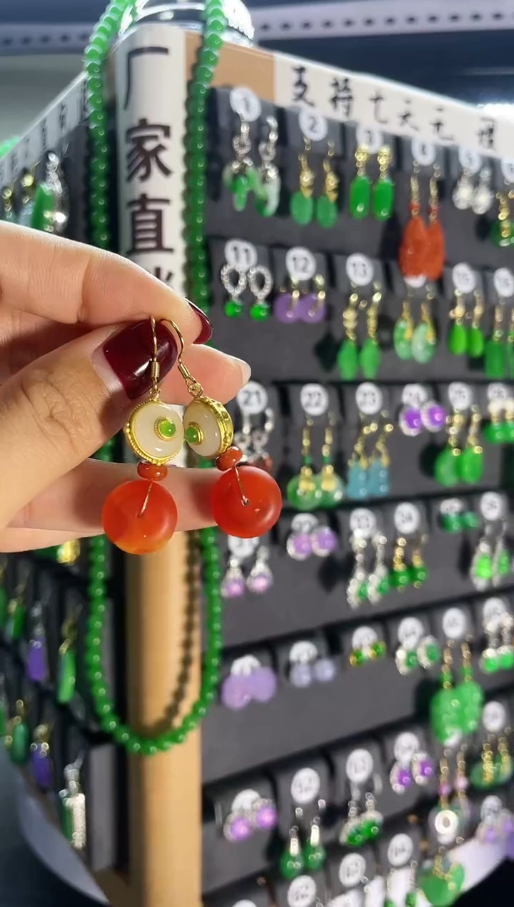 【闪购商品】蜜蜡耳饰银S925镶嵌261.