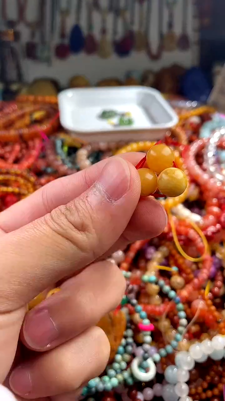 【闪购商品】琥珀裸石未镶嵌卡(多样性发货只发一件)135343