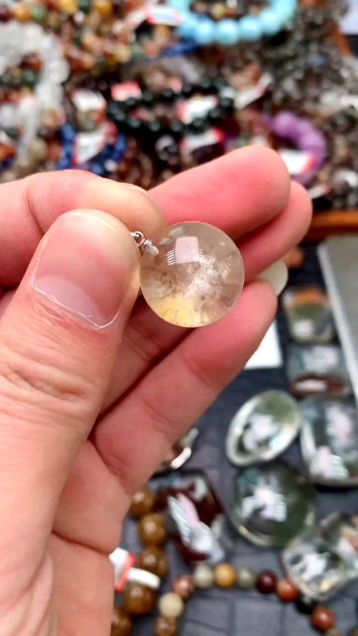 【闪购商品】水晶吊坠(赠链)合金24