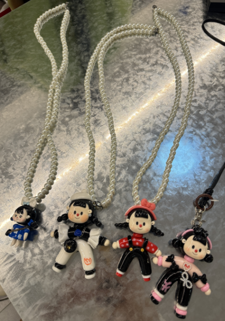 娃娃多功能链4条随机