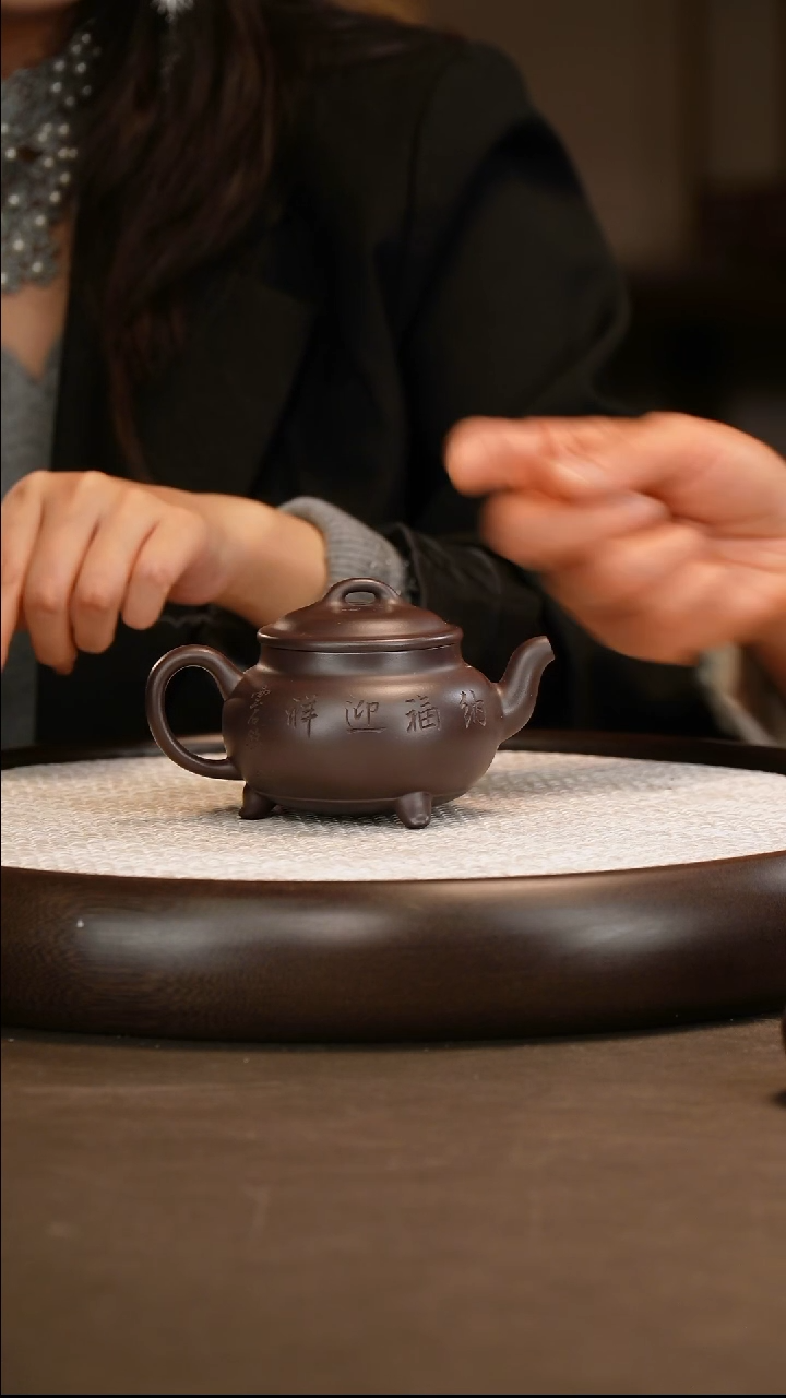 张彩萍 三足鼎立 黑墩头 230c/杯