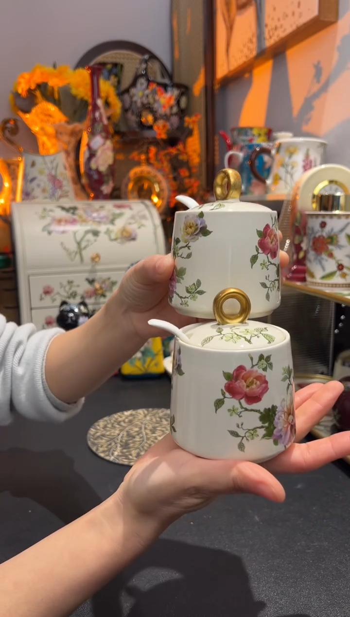  外贸陶瓷家居百货-高温瓷调料罐