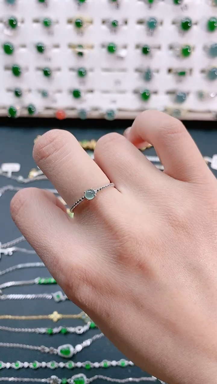 【闪购商品】翡翠戒指银S925镶嵌天然翡翠