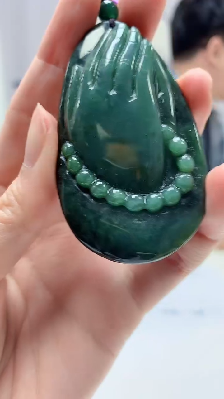 【闪购商品】定制翡翠未镶嵌4688zm-毛货挂件俯首116