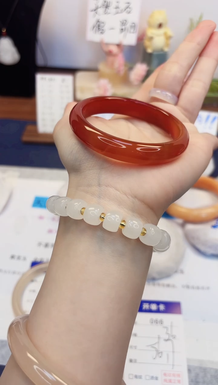 【闪购商品】石英质玉手镯未镶嵌66-玛瑙-圈口56