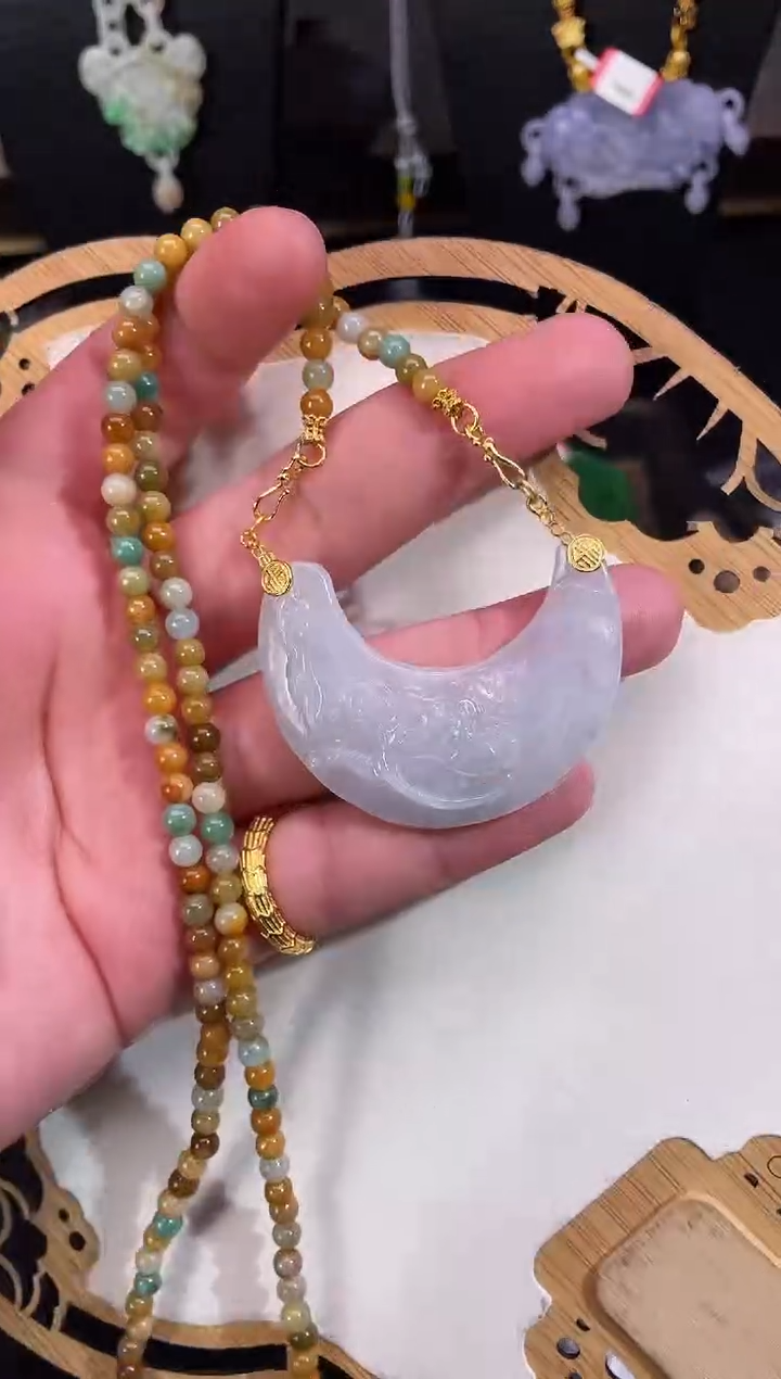 【闪购商品】翡翠颈饰未镶嵌拍照