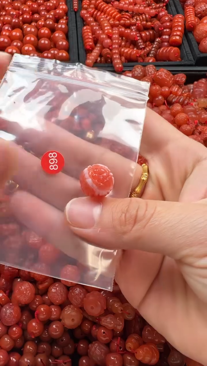 【闪购商品】南红玛瑙颈饰未镶嵌4