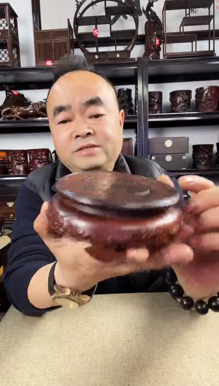 木老李红木工艺品684瑕疵