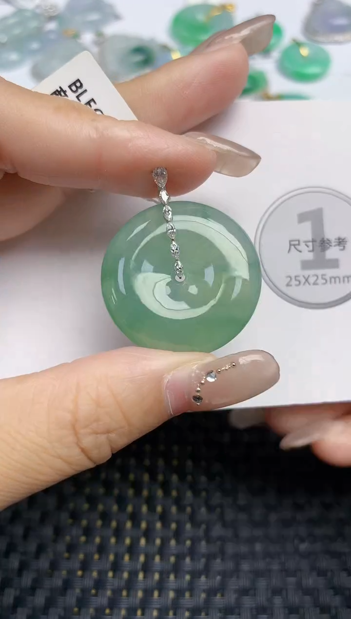 颈饰18K金镶嵌翡翠天然缅甸A货翡翠百元以上9元证书费自理