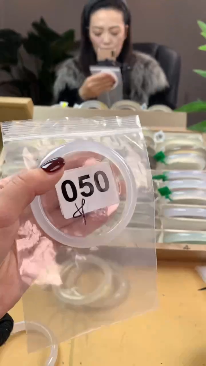 【闪购商品】玛瑙/玉髓手镯未镶嵌050