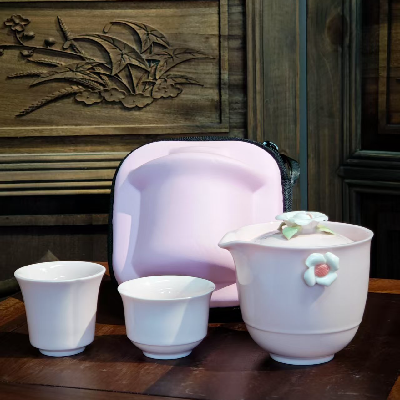 【闪购链接】A-0069 捏花白花粉壶两杯旅行套 是