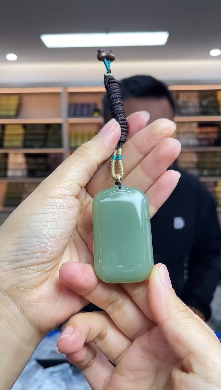 【闪购商品】和田玉`未镶嵌多样性发一件