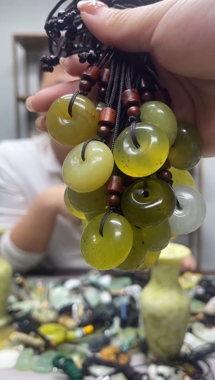 未镶嵌岫玉吊坠·多样性发货其中发一