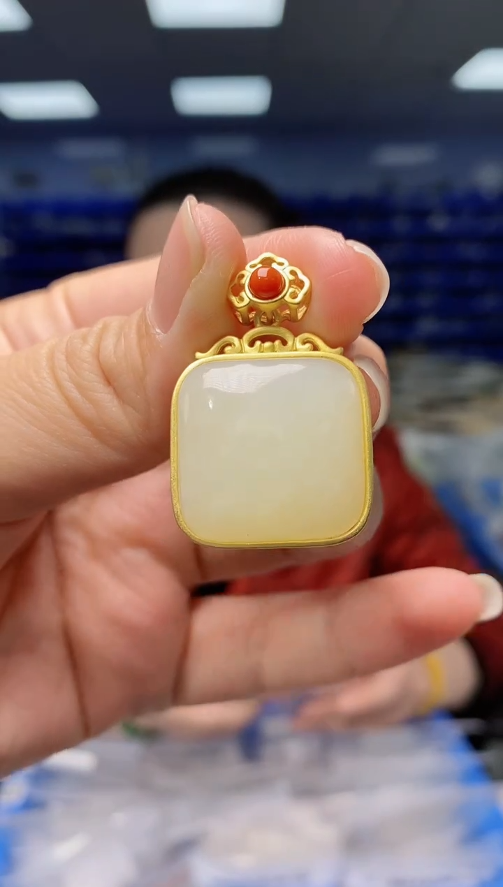 【闪购商品】和田玉吊坠(不含链)银S925镶嵌   DZ1009
