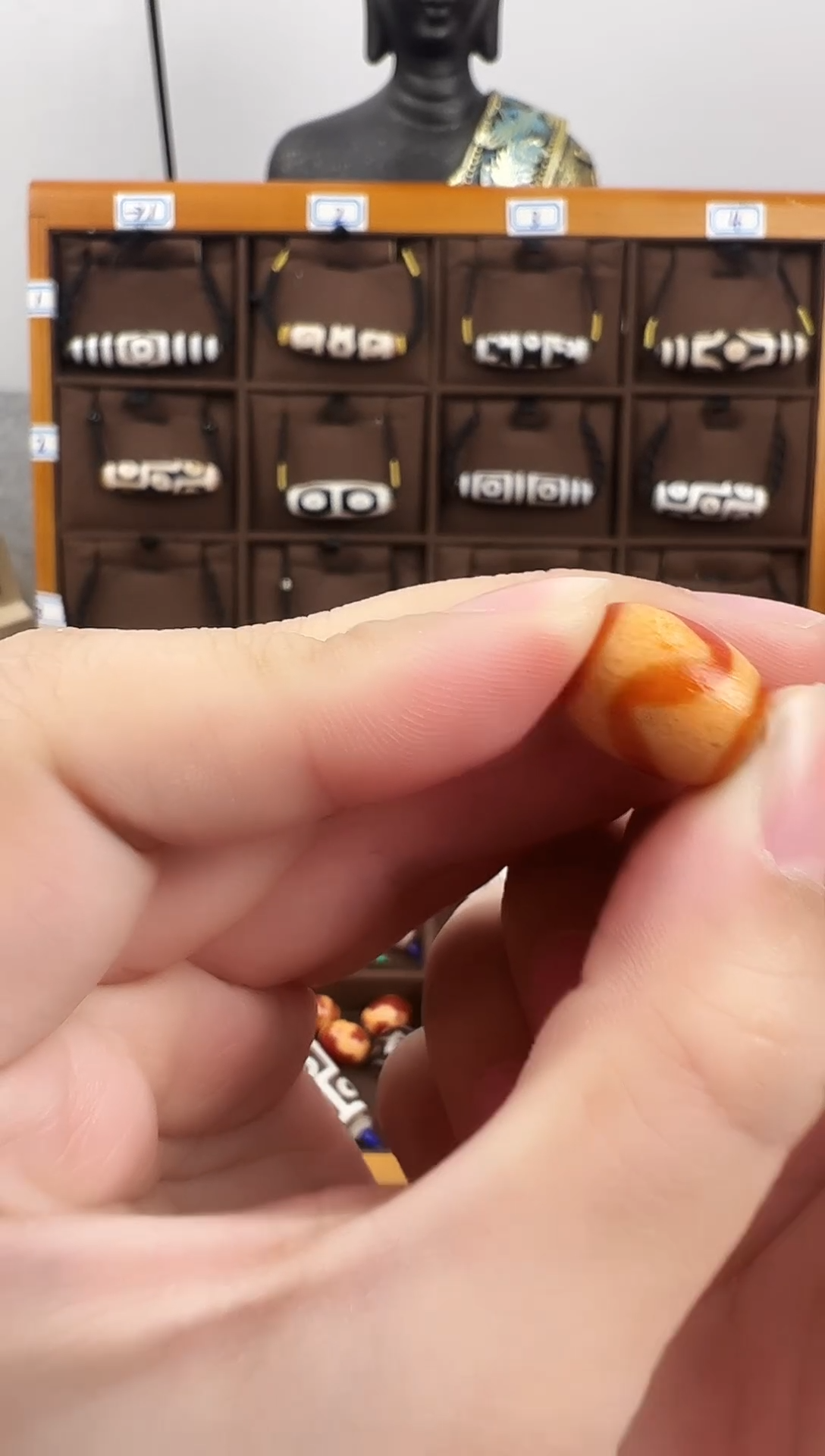 玛瑙/玉髓（覆膜）颈饰未镶嵌7.（微瑕随机发货）