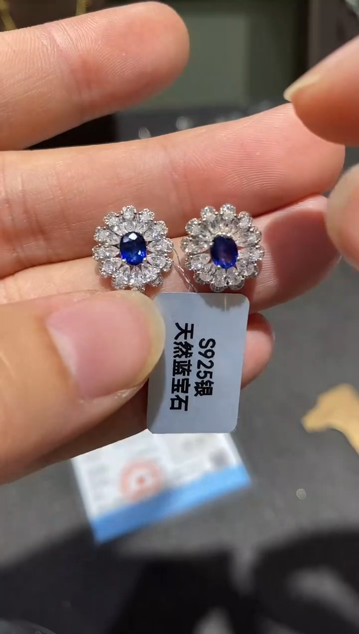 耳饰蓝宝石银S925镶嵌耳钉