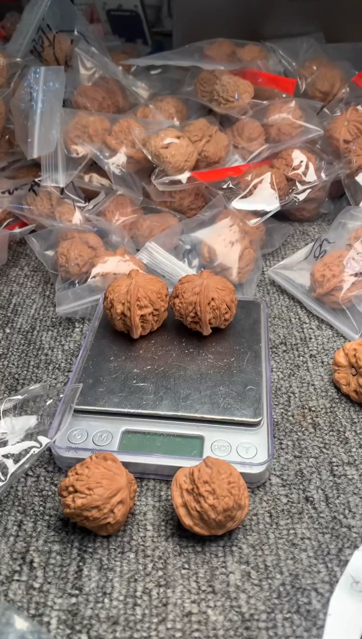 【闪购商品】文玩核桃吊坠玄武