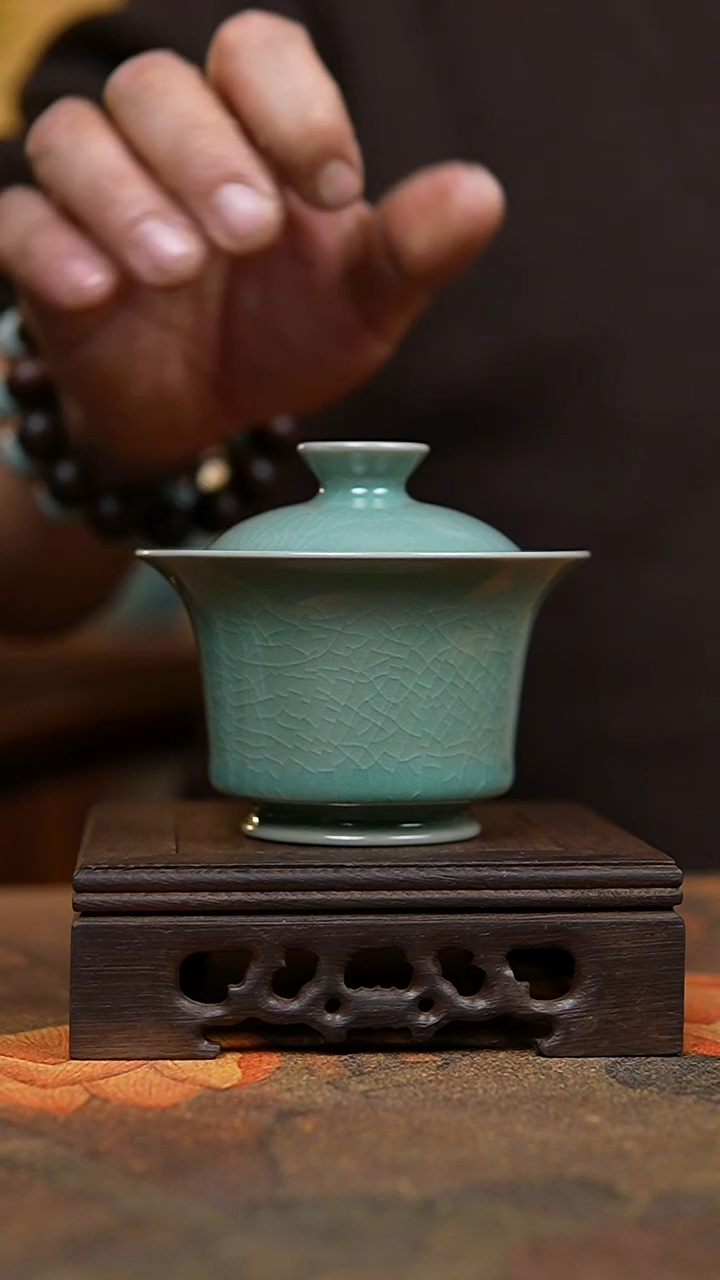 其他柿*仿古翡翠绿纯手工两才马蹄盖碗