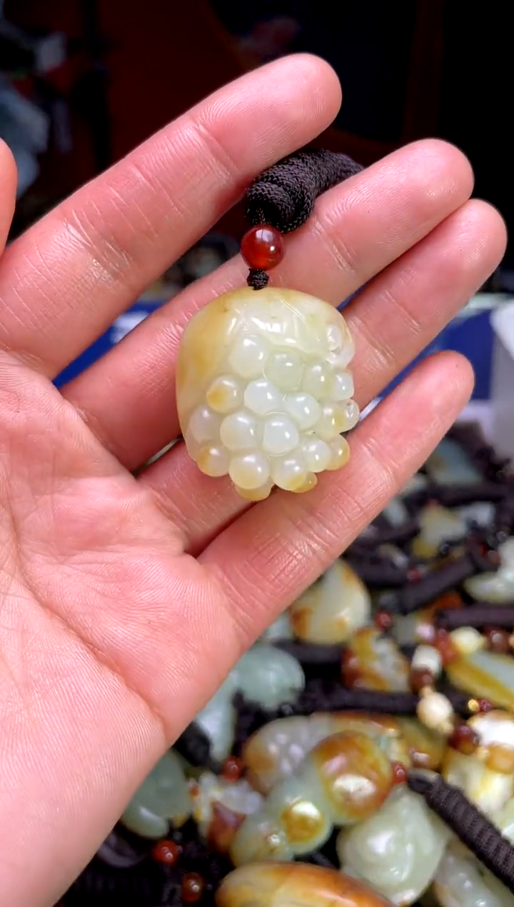 【闪购商品】和田玉颈饰未镶嵌123