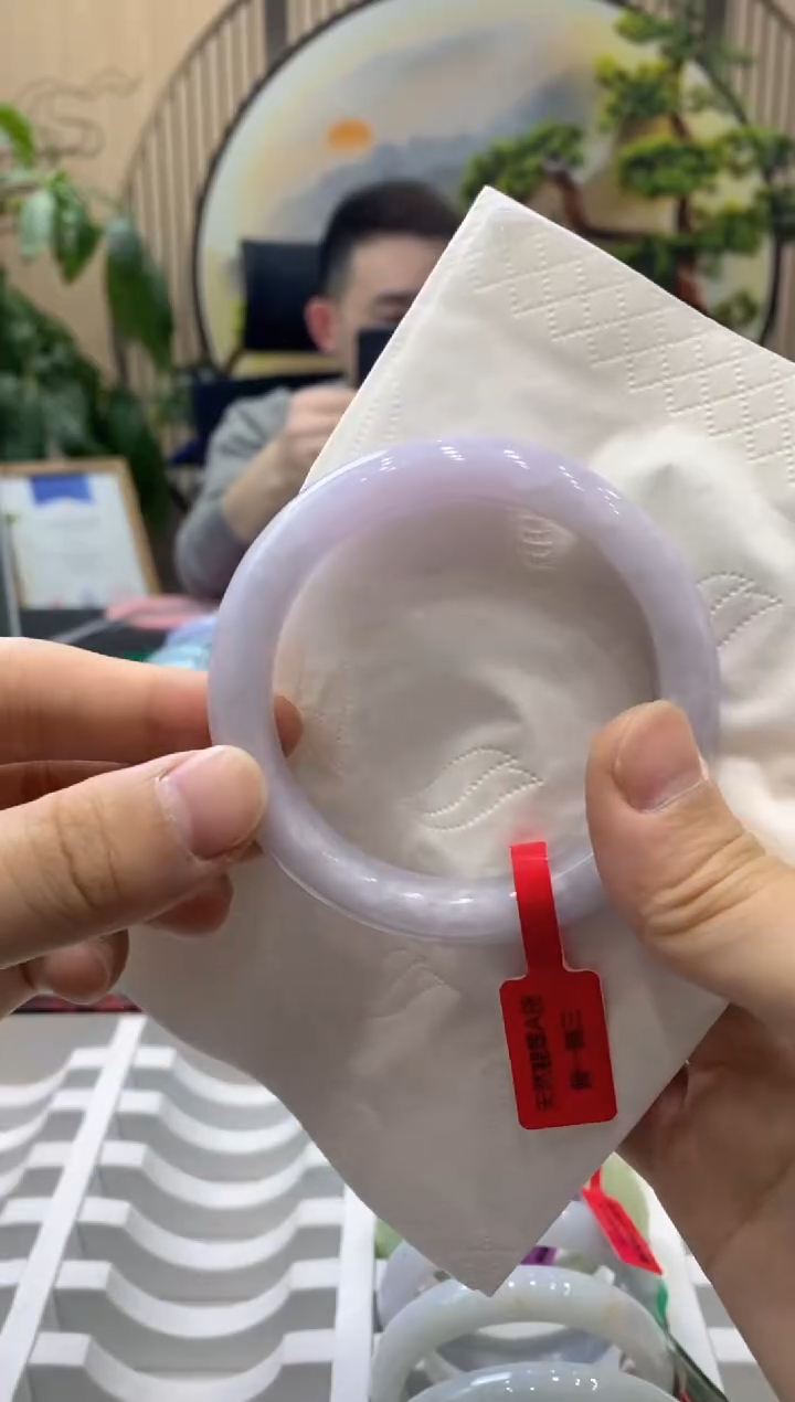【闪购商品】翡翠手镯未镶嵌000013305