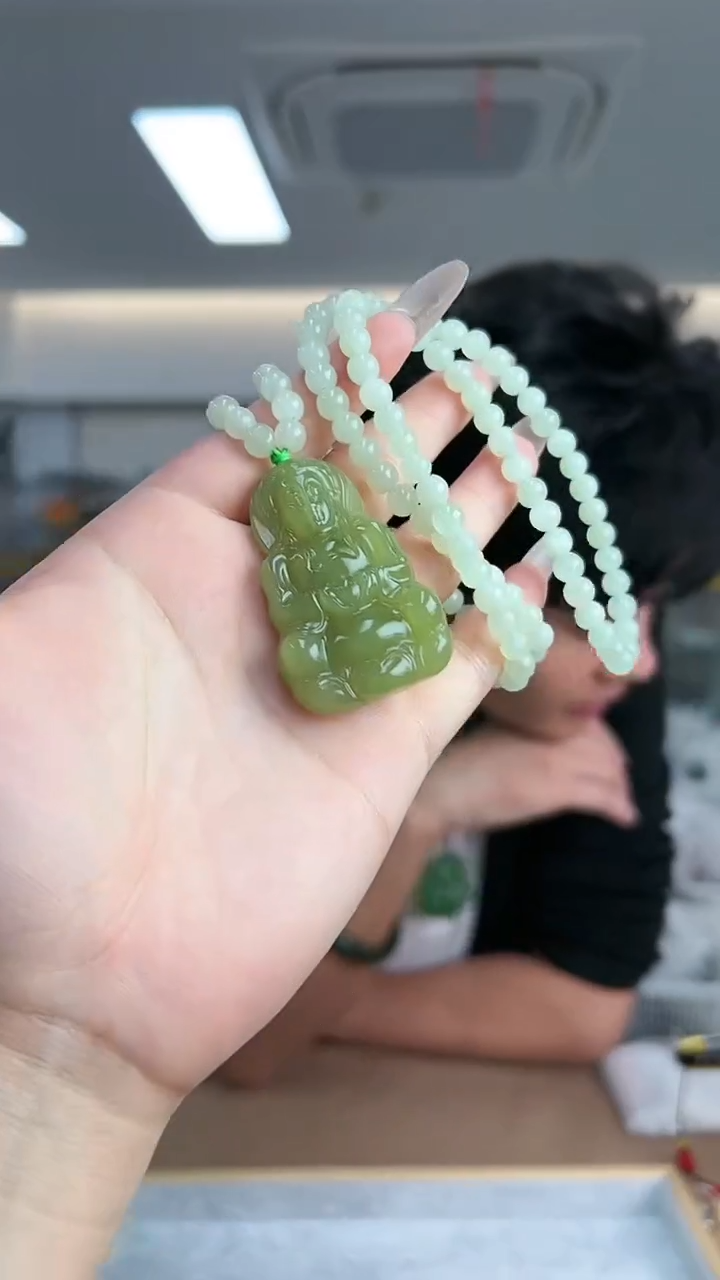 【闪购商品】和田玉观音未镶嵌吊坠