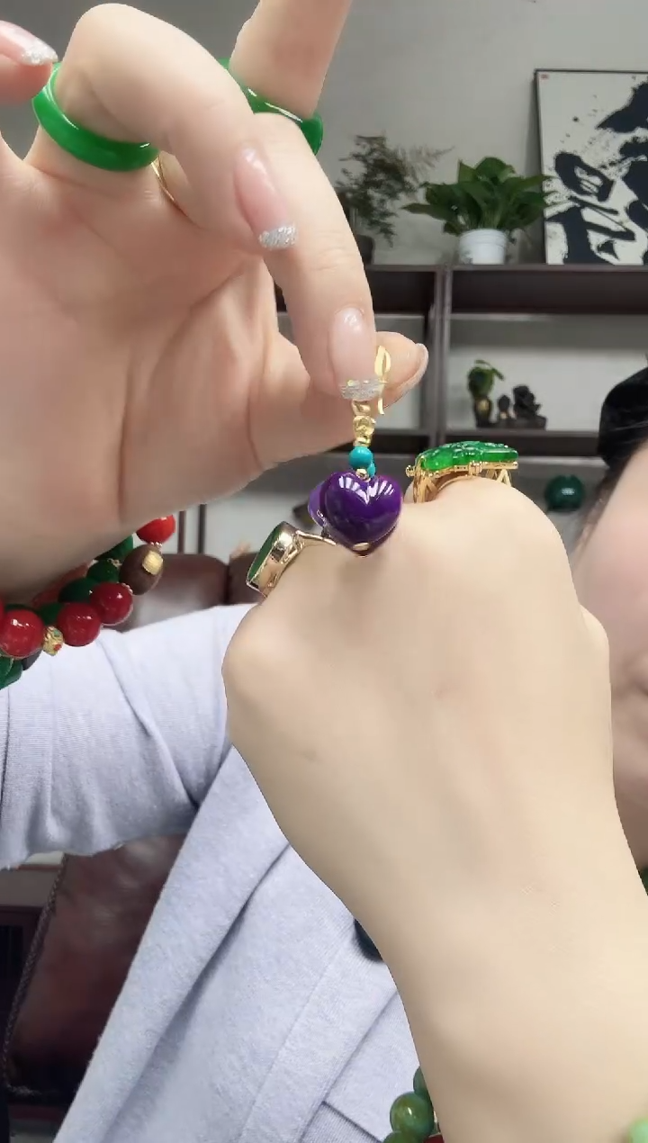 苏纪石（舒俱来）未镶嵌吊坠(赠链)紫屁桃