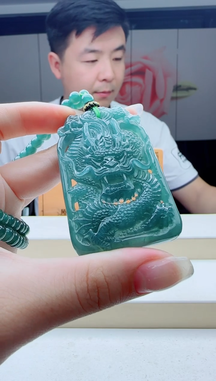 颈饰未镶嵌翡翠天然A货翡翠