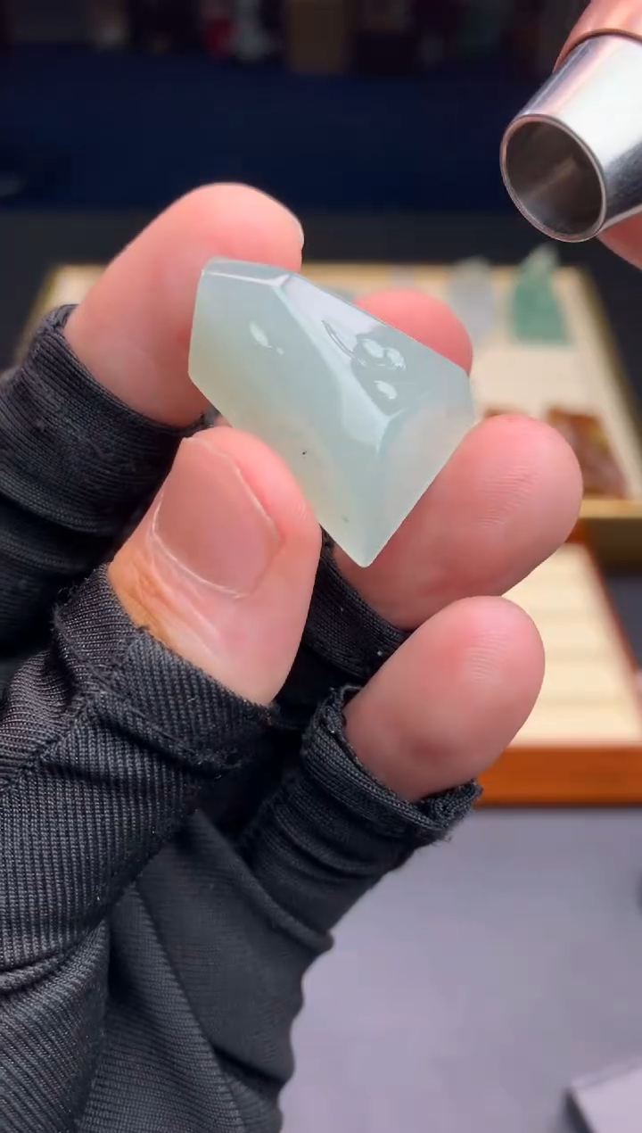 定制翡翠未镶嵌           